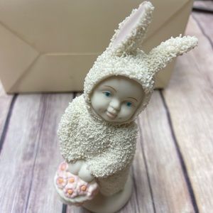 Snow bunnies "A Basket of Cheer" in box